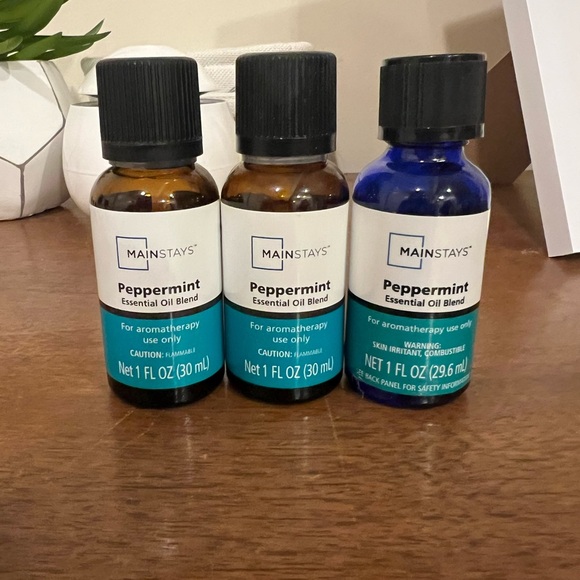 Diffuser & Oils - Picture 4 of 7